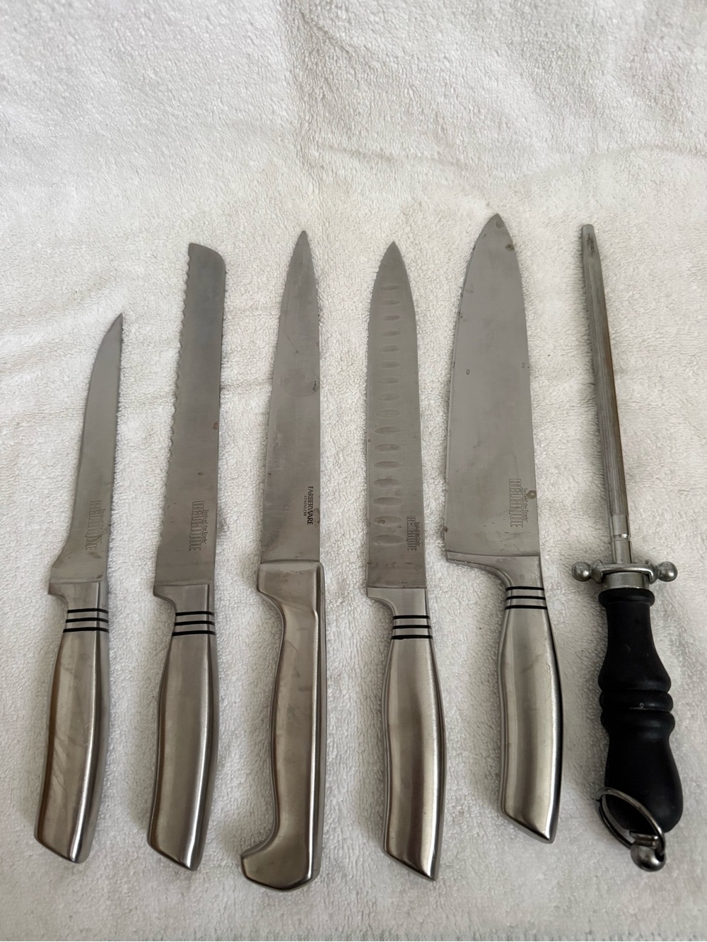 Knife Block - Picture 2 of 3